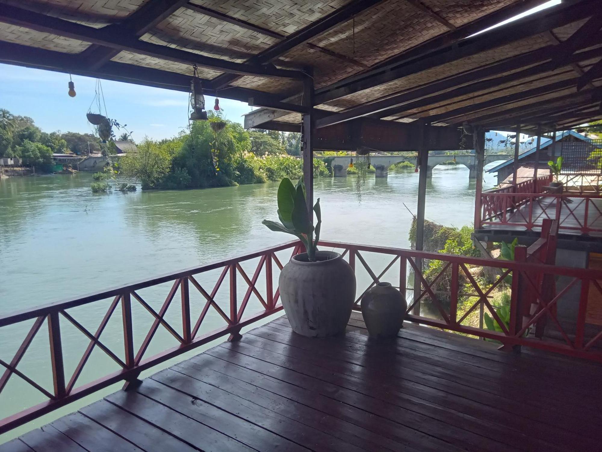 Friendship Guest House Ban Dondét 外观 照片