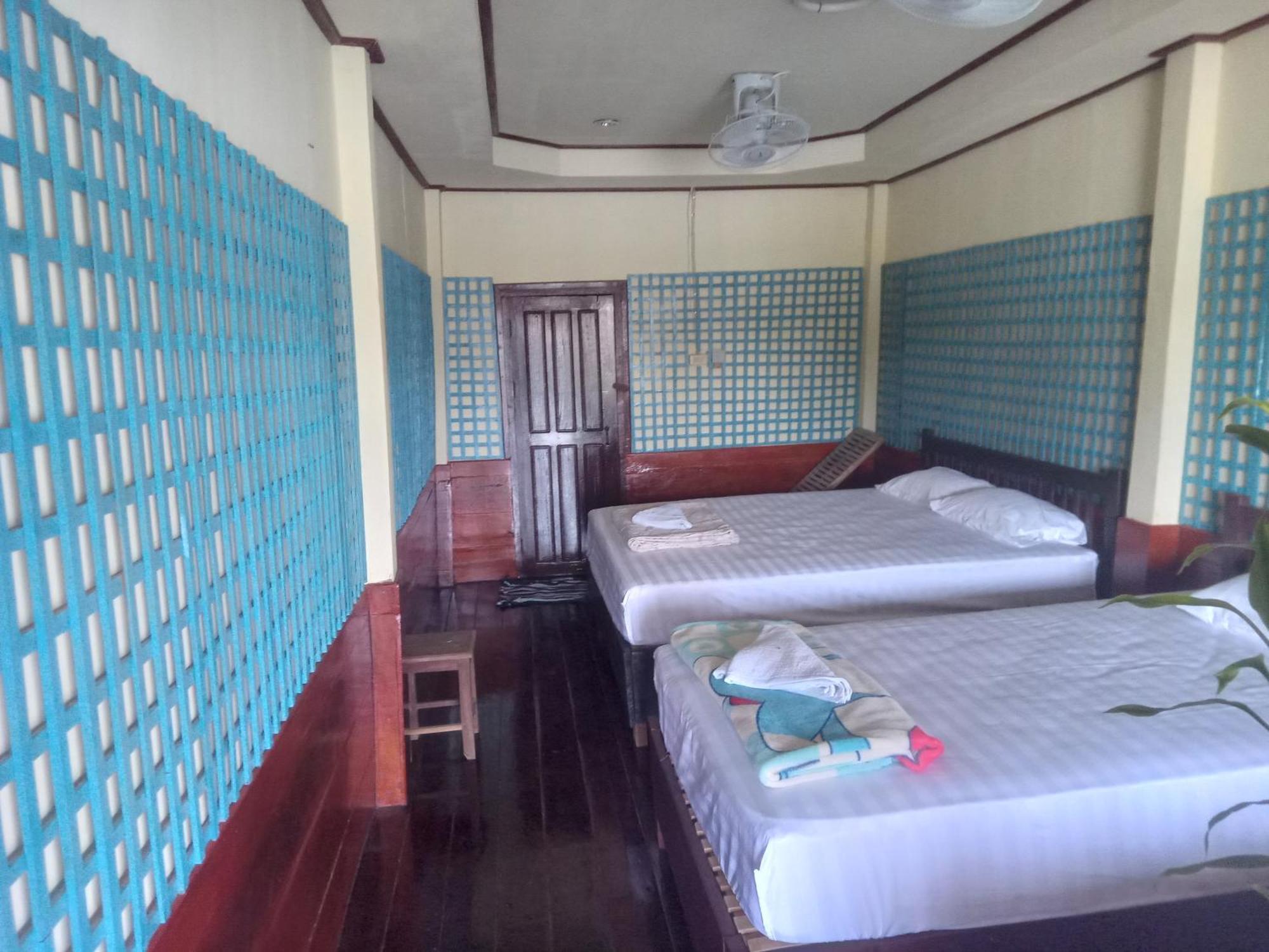 Friendship Guest House Ban Dondét 外观 照片