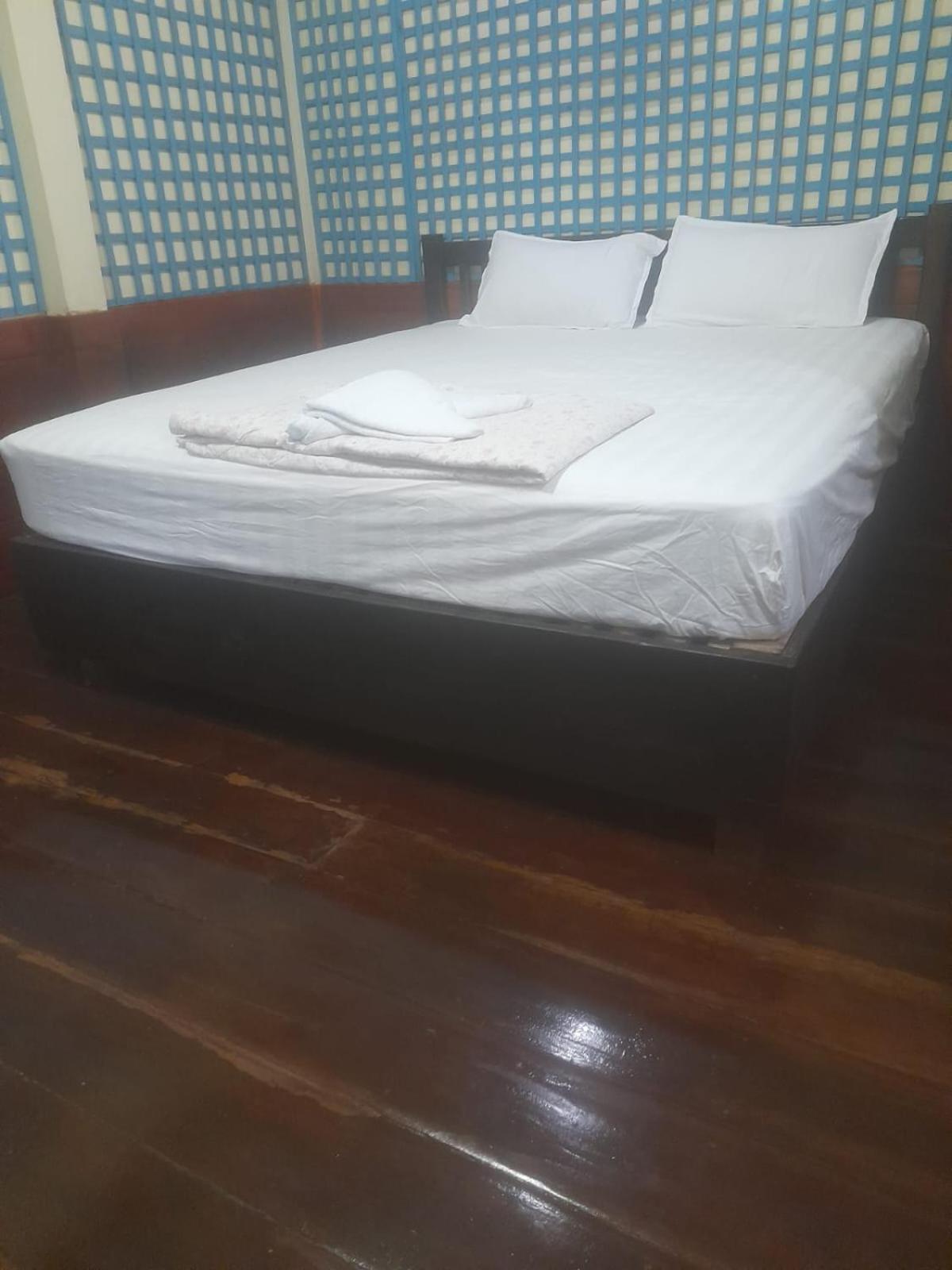 Friendship Guest House Ban Dondét 外观 照片